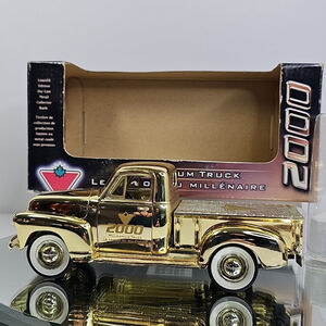 2000 Millennium Gold 1949 Checy Diecast Canadian Tire Coin Bank Truck, Rare